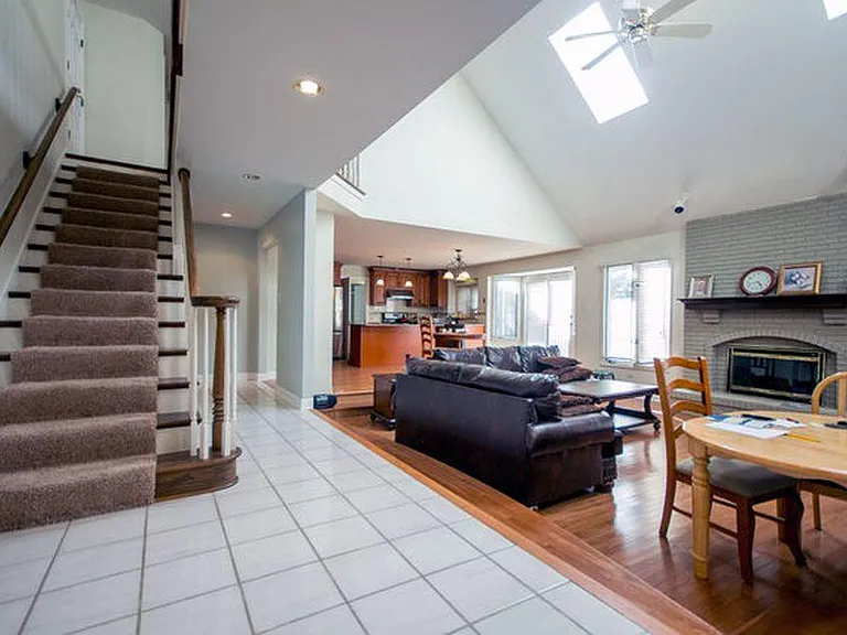 4355 Pine Lake Dr — Photo 2