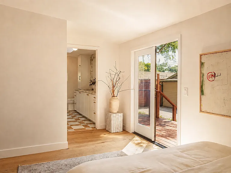 5031 Townsend Ave — Photo 14