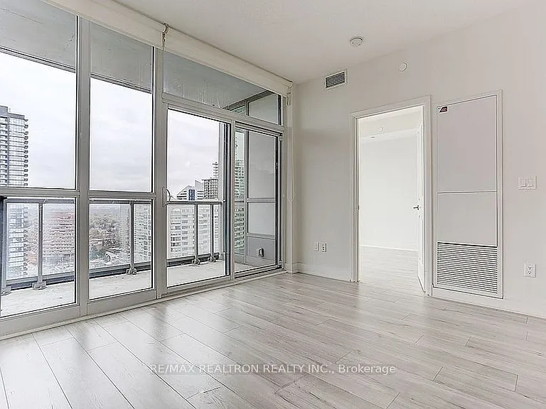 88 Sheppard Ave E #2405 — Photo 22