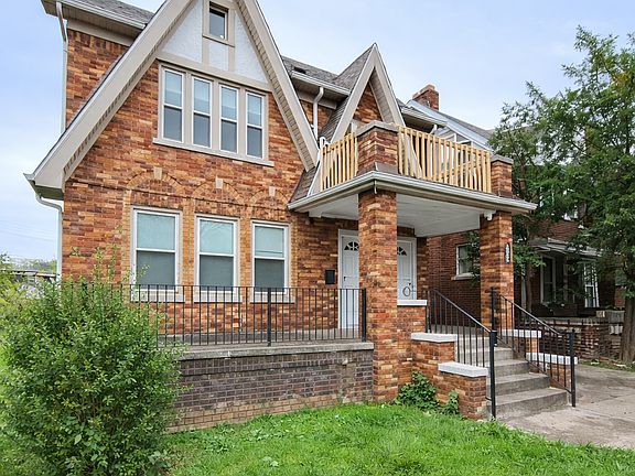 3rd image of 2651 Calvert St