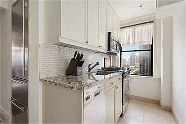Rented by Vivaldi Real Estate