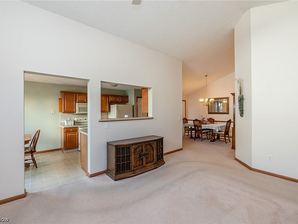 7476 Willow Woods Dr, North Olmsted, OH 44070 Zillow