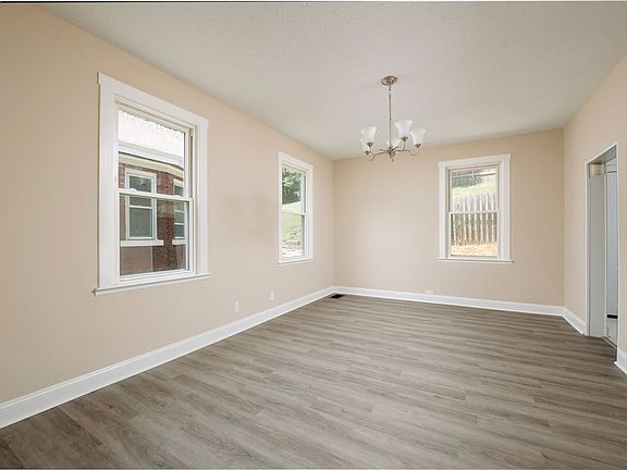 5th image of 738 Highland Ave