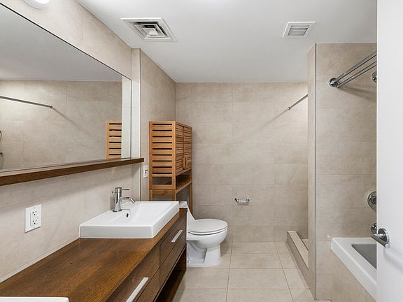 5th image of 133 Water St APT 12C