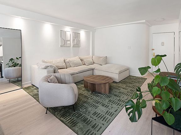 4th image of 233 E 69th St APT 6E