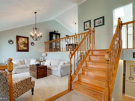 3rd image of 3638 Paoli Ct
