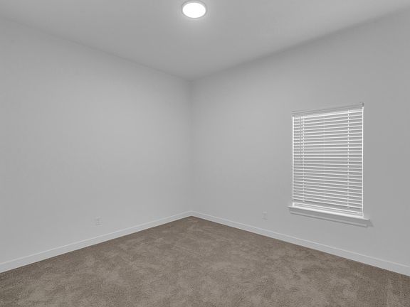 5th image of 13417 Emerald Glass Dr