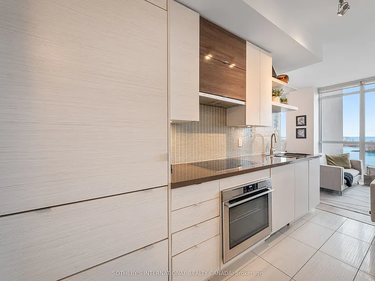 59 Annie Craig Dr #503 — Photo 15