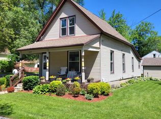 102 Water St, Evansville, WI 53536