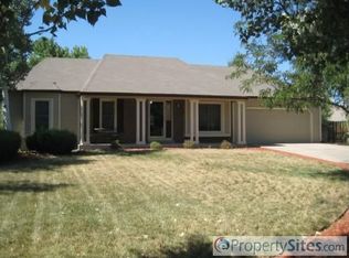 19287 E Stanford Dr, Aurora, CO 80015