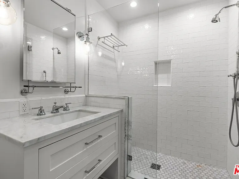 928 Lincoln Blvd #A — Photo 32