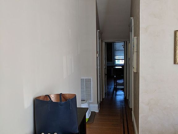 4th image of 2904 W Grace St #A