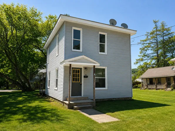34 Armstrong Street, Salamanca NY 14779, 34 Armstrong St #1/2, Salamanca, NY 14779