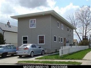 1022 5th St SW, Minot, ND 58701