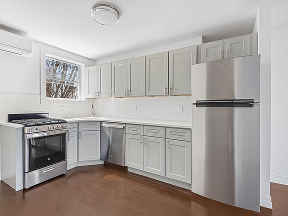 5th image of 404A 17th St #3