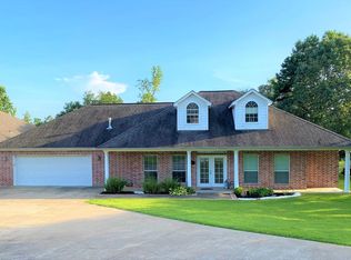 286 Spring Creek Dr, Nacogdoches, TX 75965