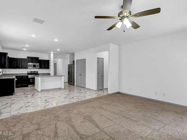 1657 Asbury St — Photo 16