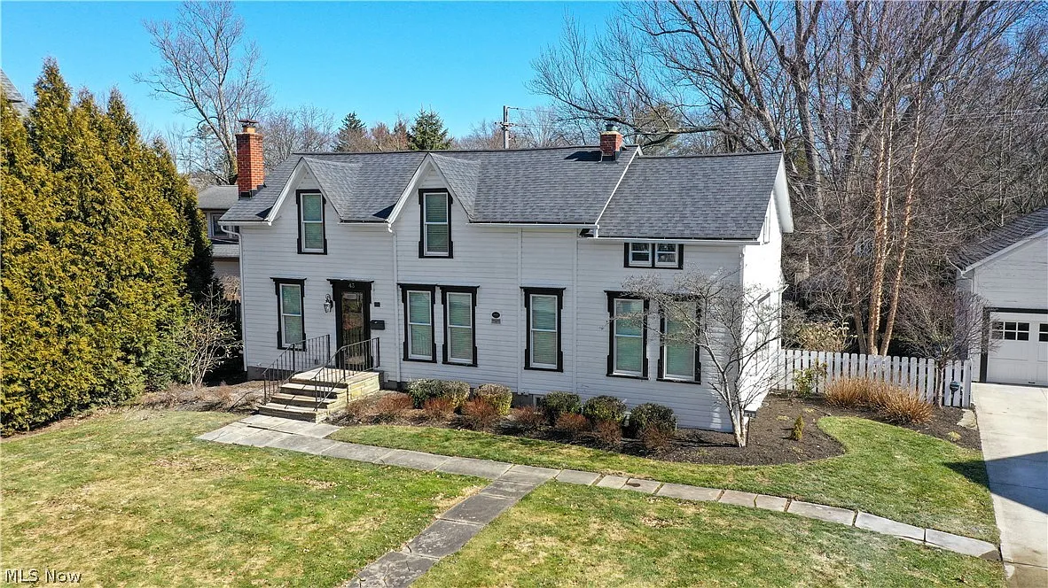 43 N Oviatt St photo 1
