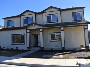 120 Campoli Dr, Morgan Hill, CA 95037