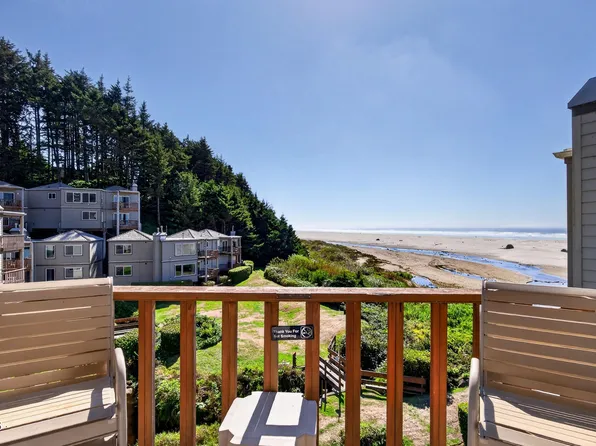 3641 NW Oceanview Dr #105, Newport, OR 97365