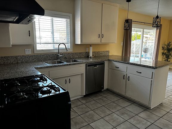 4th image of 12259 12th St