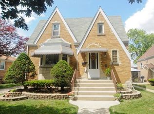 2220 S 14th Ave, Riverside, IL 60546