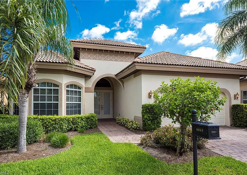6065 Divot Ct