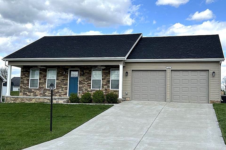 1st image of 2344 Cedarwood Dr