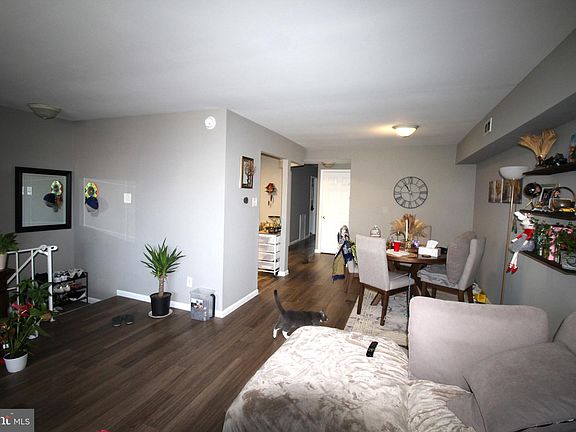 2nd image of 7325 Rockwell Ave
