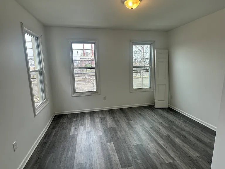 135 James St #2 — Photo 14