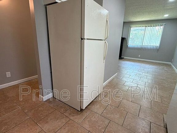 3rd image of 1541 S 21st St #1