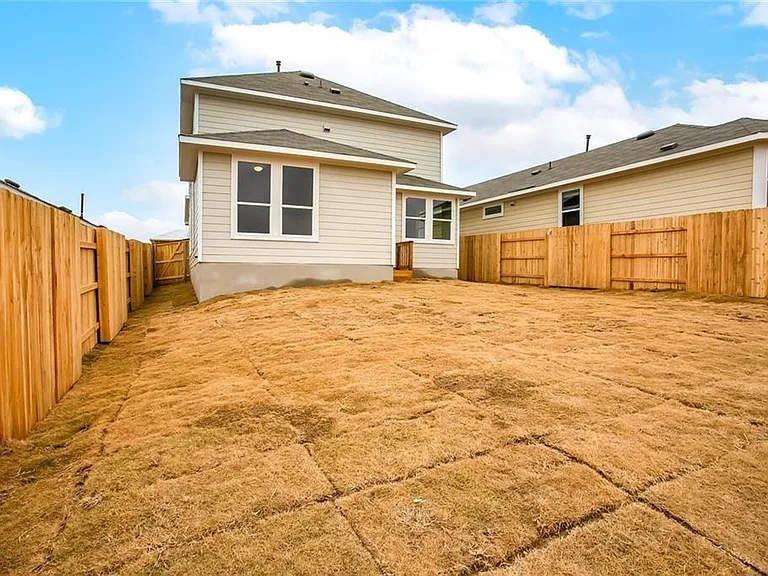 11516 Milano Dr — Photo 30