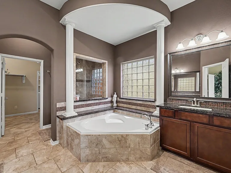 5934 Beeston Hall Ct — Photo 21