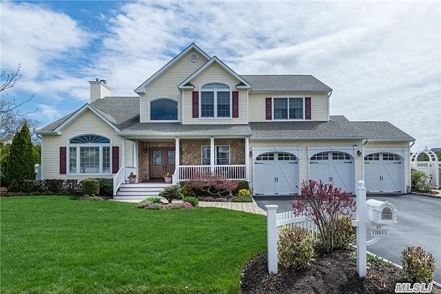 1st image of 3 Hayloft Ct