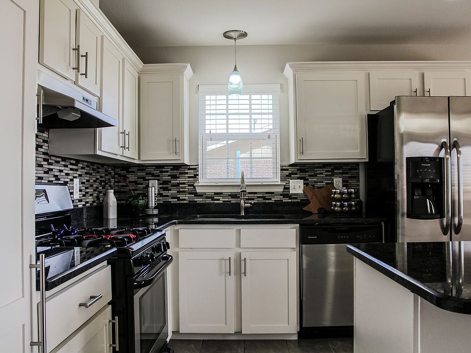 2nd image of 4748 Loma Blanca Dr