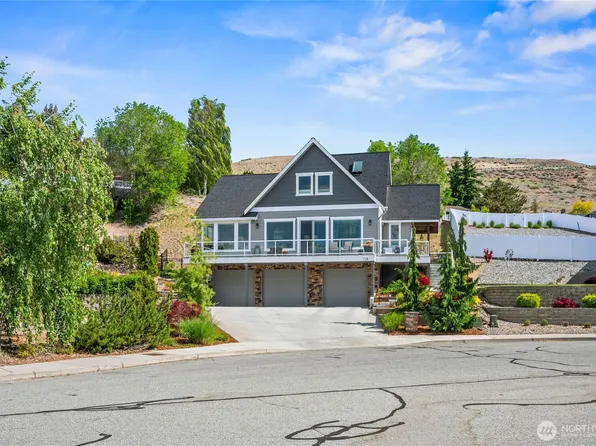 719 19th Street NE, East Wenatchee, WA 98802