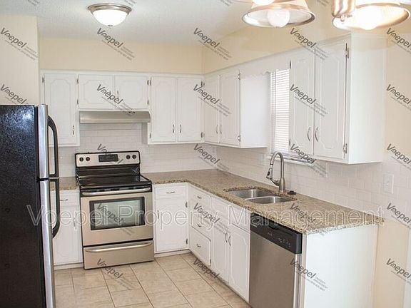 5th image of 10407 Sycamore Ave