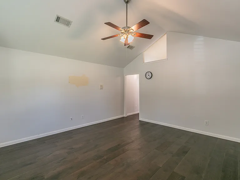 2 Edgemere Ct — Photo 18