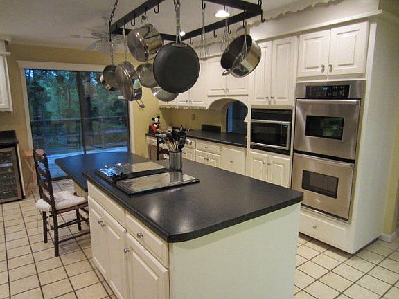 5th image of 40 Woodhaven Dr