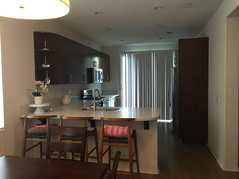 402 Vista Dr — Photo 13