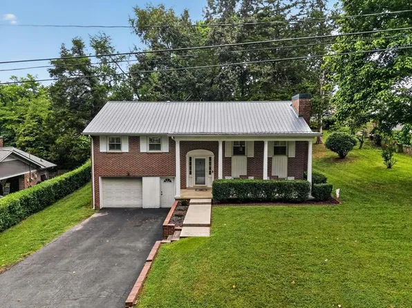 606 Polk St, Sparta, TN 38583