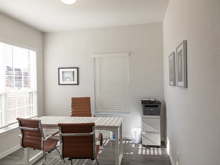 509 Town North Dr — Photo 5