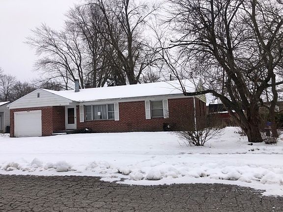 2nd image of 20 Lincoln Dr