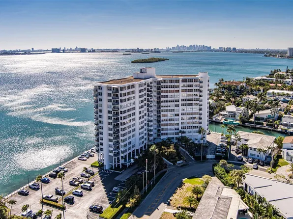 11930 N Bayshore Dr APT 606, North Miami, FL 33181
