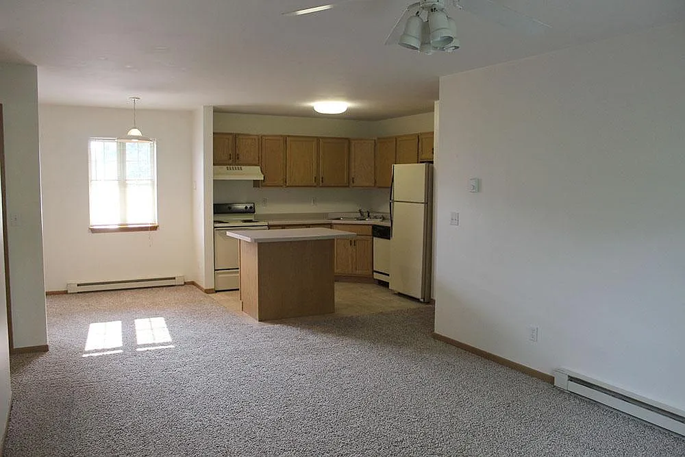 2 bed, 1.5 bath, $850 — Photo 3