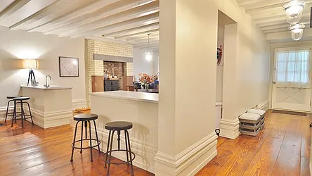 Rented by Park Property Advisors