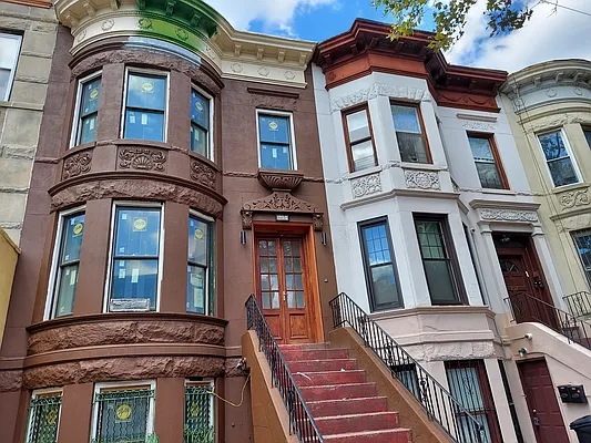 Sold by Brooklyn IQ Properties Inc | media 19
