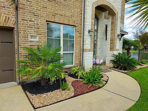 5th image of 9723 Painted Stone Ct