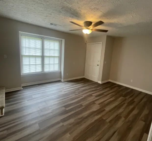 9245 Colony Dr NW #B — Photo 12