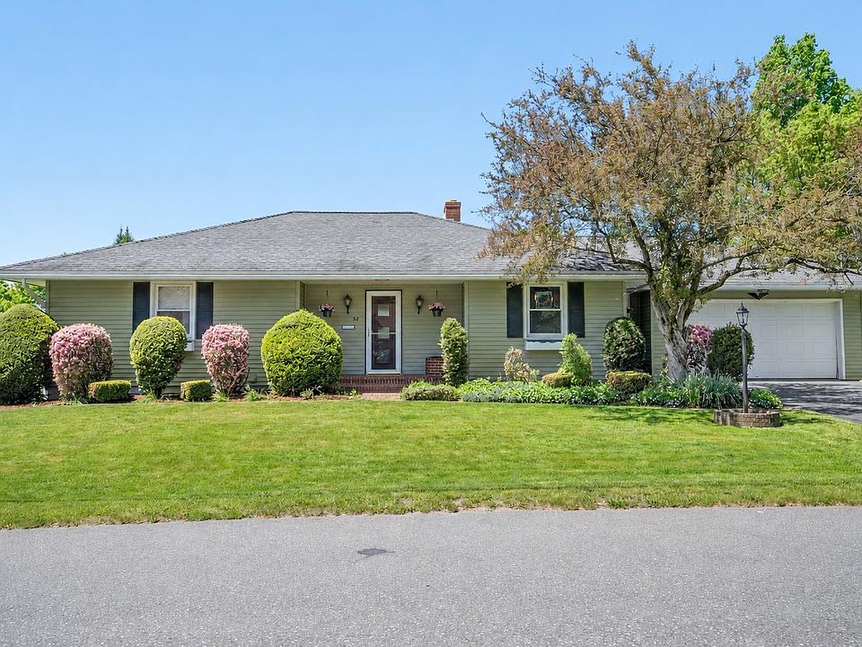 1st image of 32 Waterman Street
